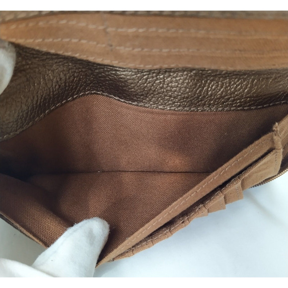 Fossil Metallic Brown Pebbled Leather Zip Around Credit Card ID Window Wallet - Picture 11 of 13